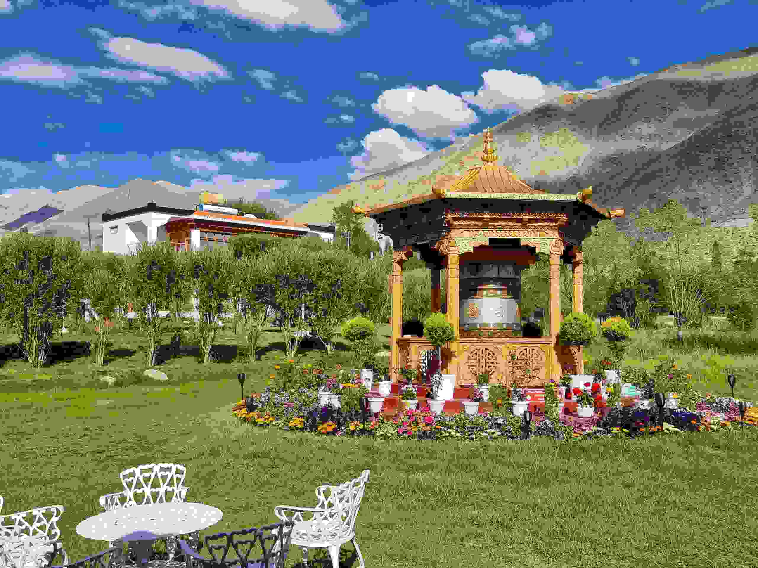 Garten unseres Guesthouses, Sakti