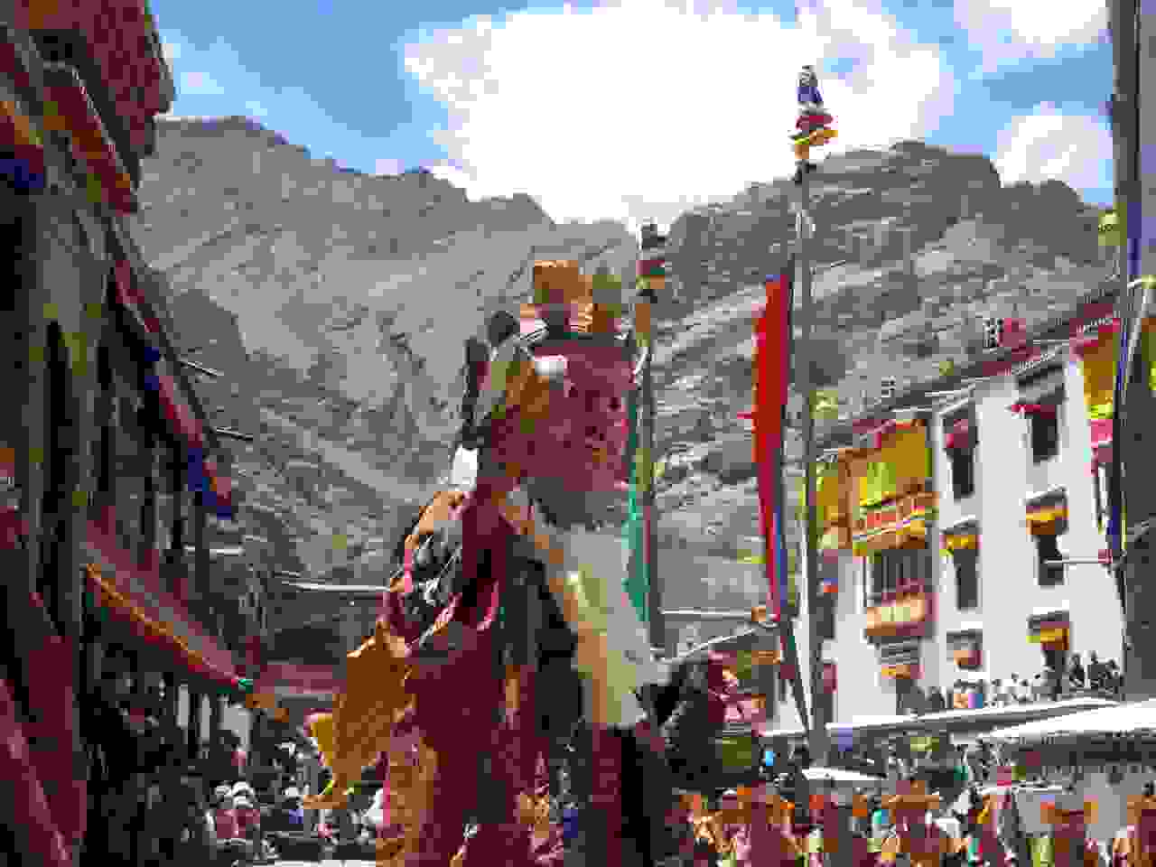 Klosterfest in Hemis
