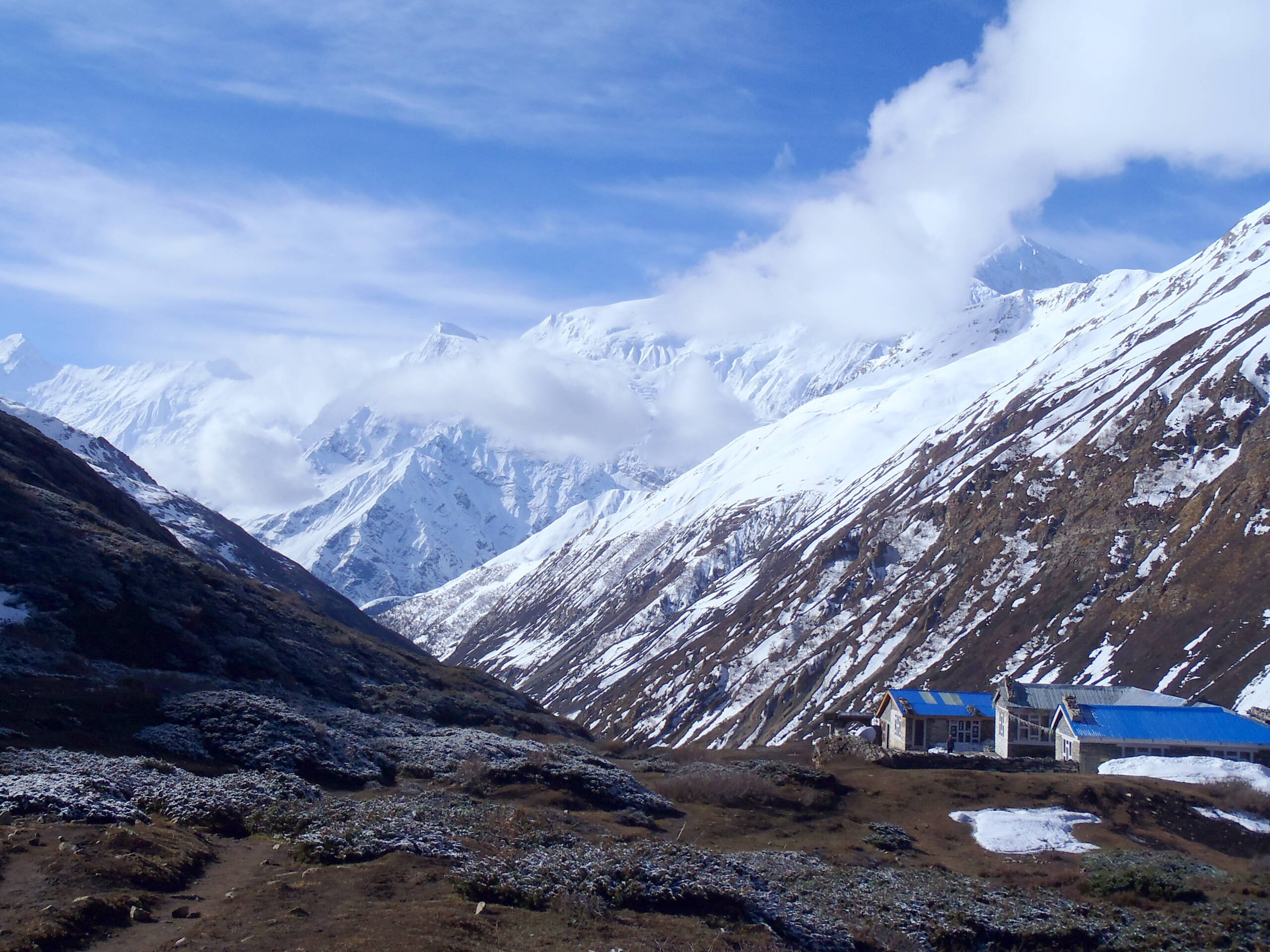 Blick zurück auf dem Weg nach Thorong Phedi (4450 m) 