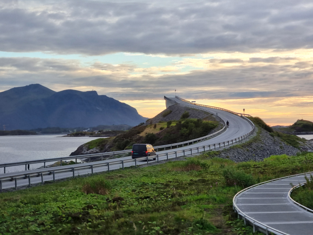 22d-20220823_201213.jpg 22d-20220823_201213