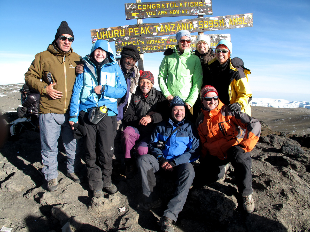 auf dem Dach Afrika's - 5895 m auf dem Dach Afrika's - 5895 m