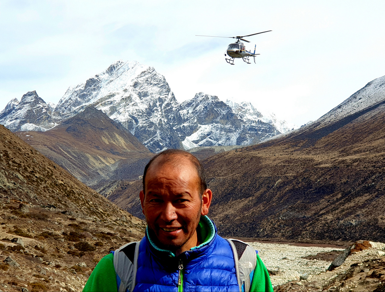 Helikopterlärm im Khumbu Valley