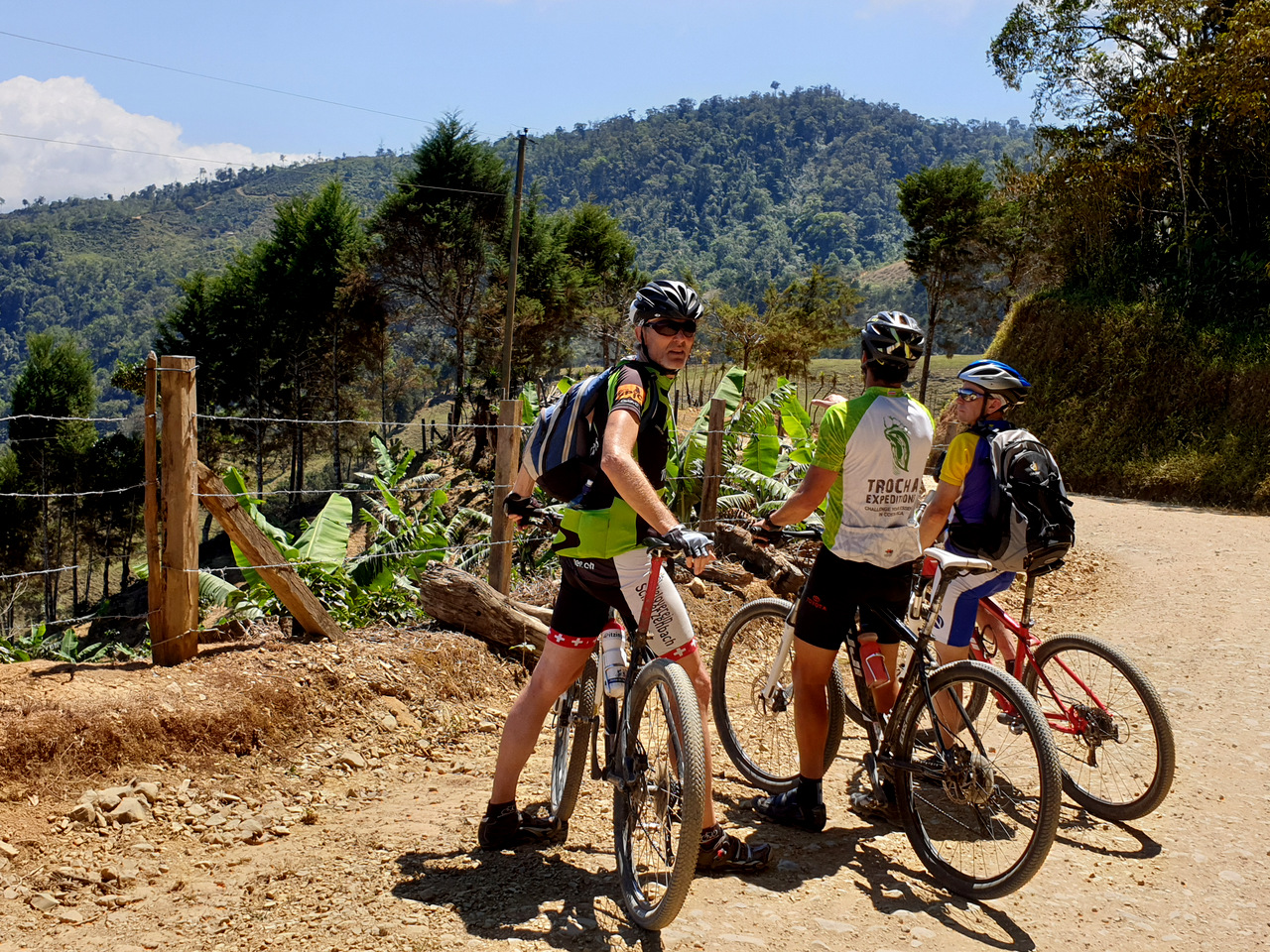 auf dem Dschungel-Downhill nach Quepos auf dem Dschungel-Downhill nach Quepos