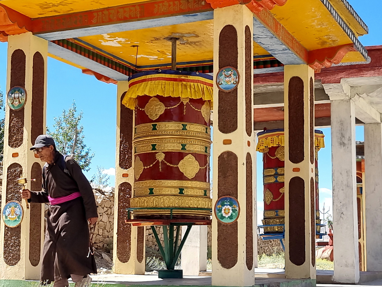 Gebetsmühlen in Sakti, Ladakh Gebetsmühlen in Sakti, Ladakh