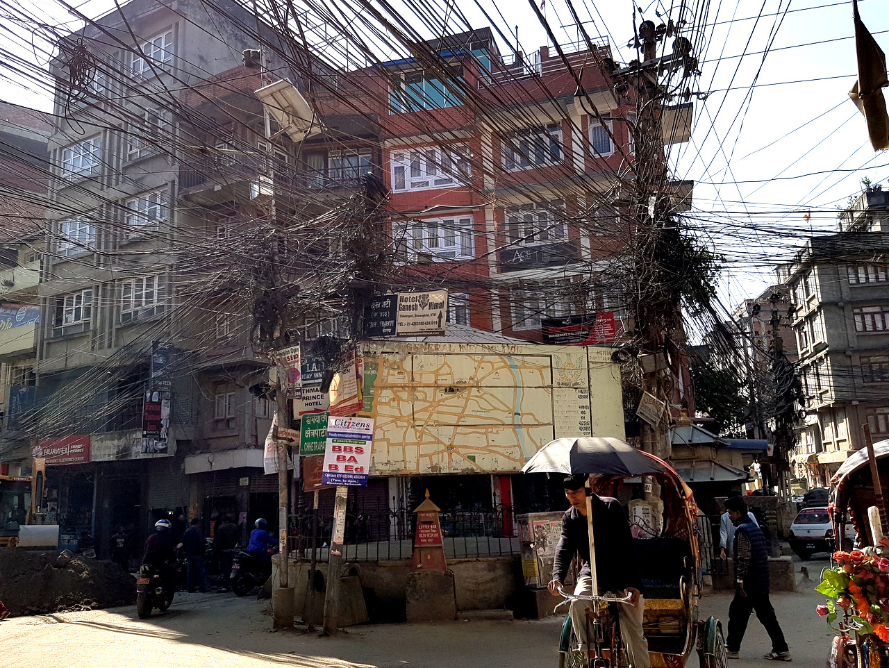 Kabelsalat im Thamel Quartier, Kathmandu Kabelsalat im Thamel Quartier, Kathmandu